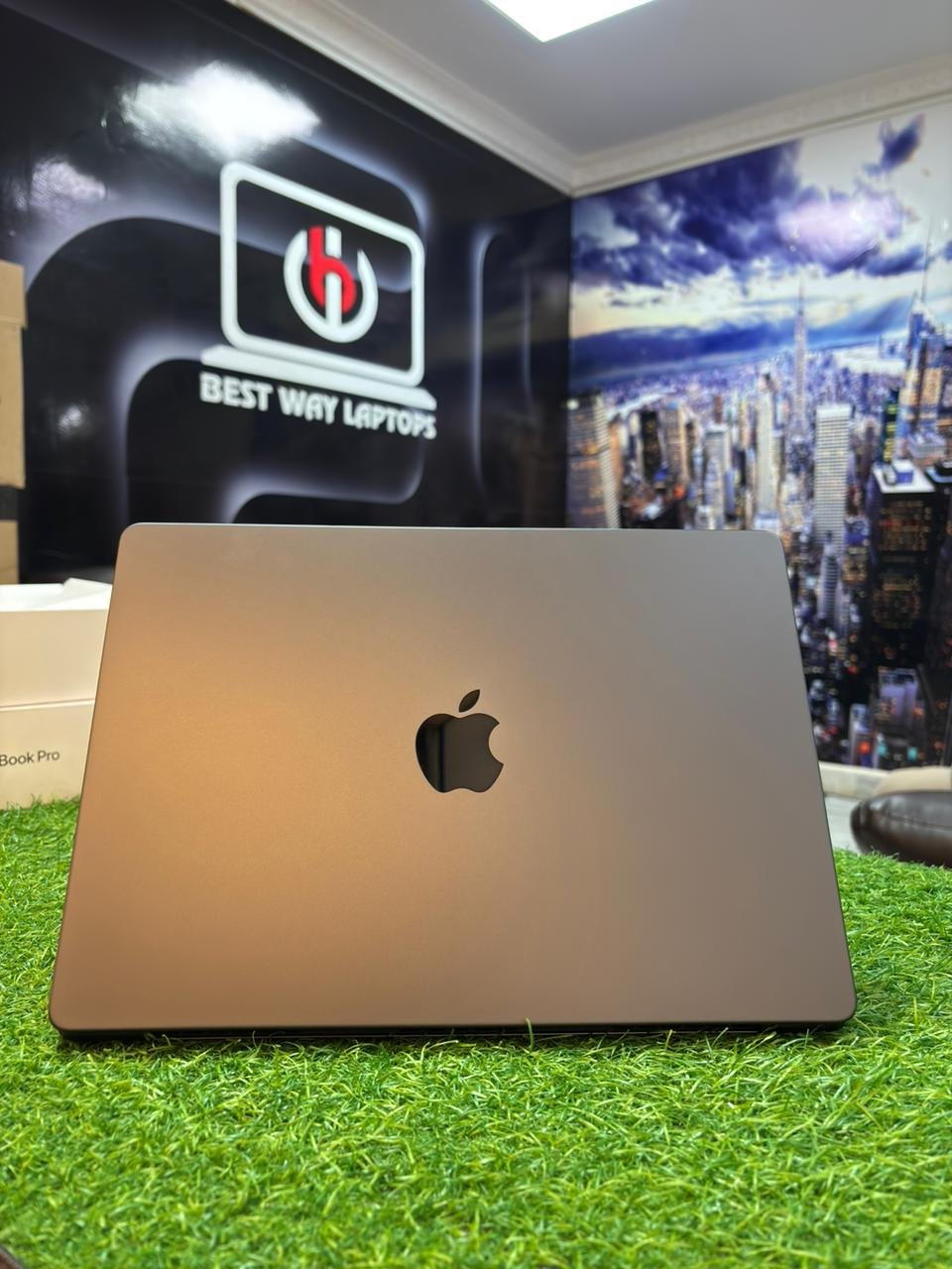 Apple MacBook Pro Touch ID fingerprint power button